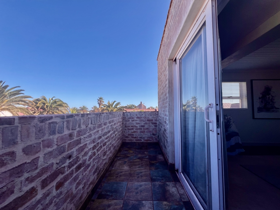3 Bedroom Property for Sale in Bluewater Bay Western Cape